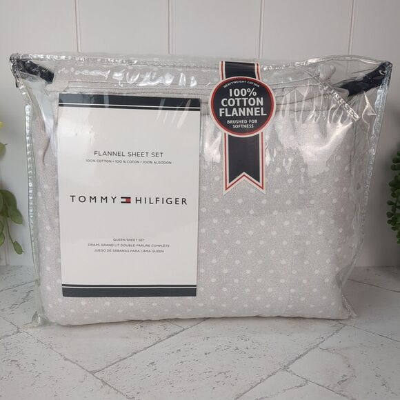 Tommy Hilfiger Flannel Sheet Set Queen Light Gray Polka Dot 100% Cotton - Picture 2 of 8